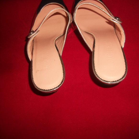 NWT J.Crew Colette Silver-Leather Pointy Side-Button-Strap Pumps Made in Italy - Picture 7 of 10